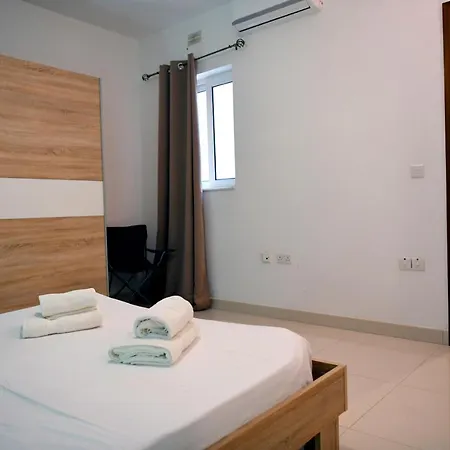 شقة Airy Apt W/terrace, Valley Views & Communal Pool Gz-kbow1-1