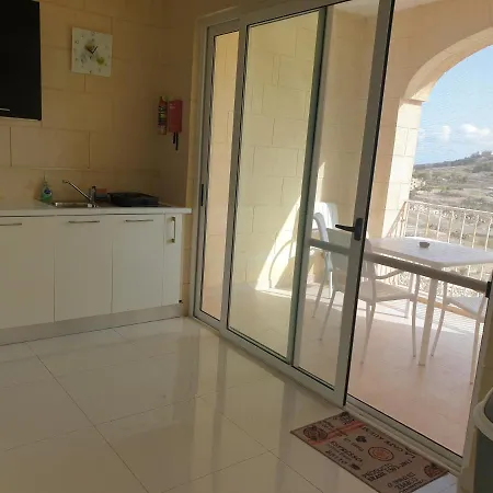 Airy Apt W/terrace, Valley Views & Communal Pool Gz-kbow1-1